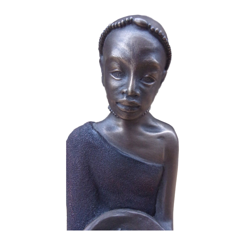 Фигурка Масаи-Кариму,сидящая,патина,полистоун