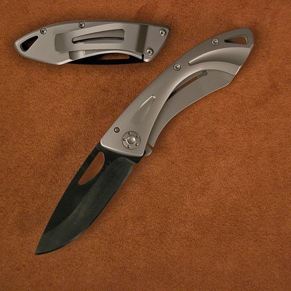 Нож складной, клинок черн.керамика, 6,35 см, рукоять титан, зажим для денег