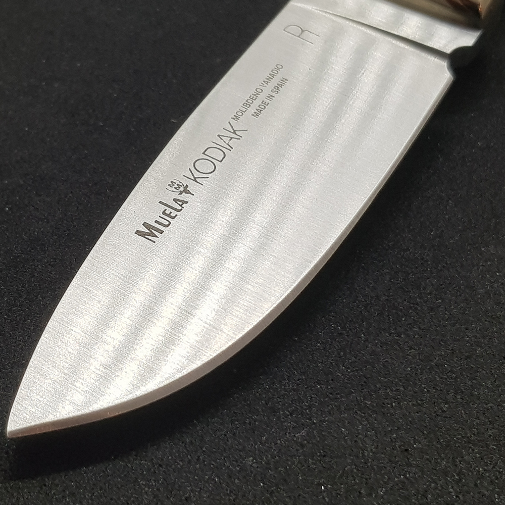 Нож "KODIAK" с фикс клинком длиной 10 см, рукоять красное дерево кокоболо, ножны кожа Нож "KODIAK" с фикс клинком длиной 10 см, рукоять красное дерево кокоболо, ножны кожа