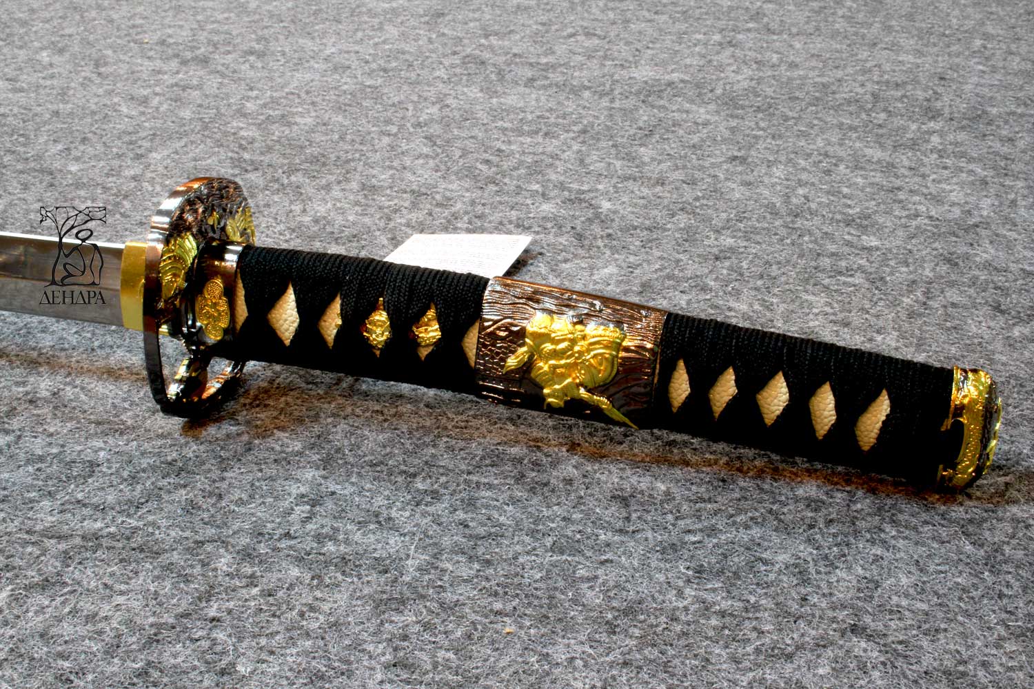 Вакидзаси, клинок 440 сталь, ножны деревянные черные, цуба латунь