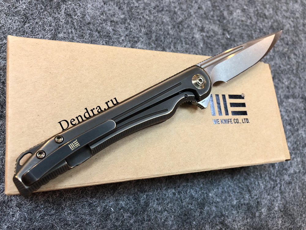 Нож складной, сталь CPM-S35VN, длина клинка 94,7 мм, рукоять титан, цвет бронза, клипса, замок frame