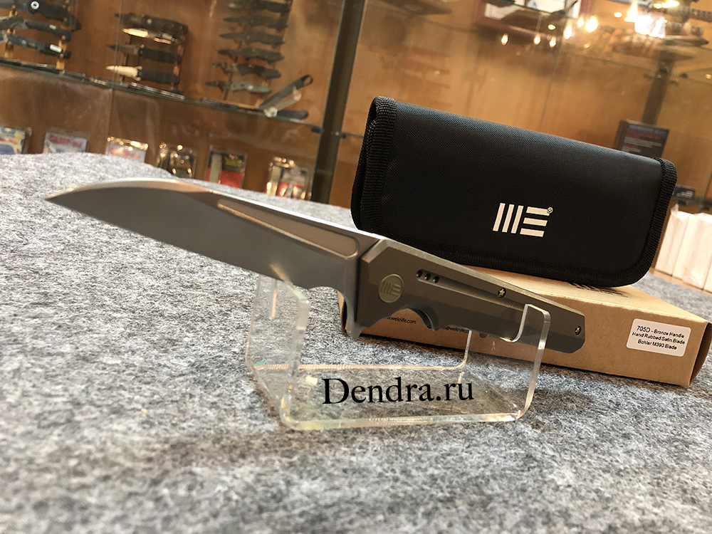 Нож складной  705D, цвет бронзовый, сталь Bohler M390, длина клинка 92 мм, рукоять титан, frame-lock