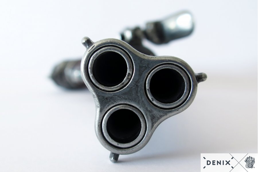 Пистолет кремневый трехдульный, Франция, 18 век Пистолет кремневый трехдульный, Франция, 18 век