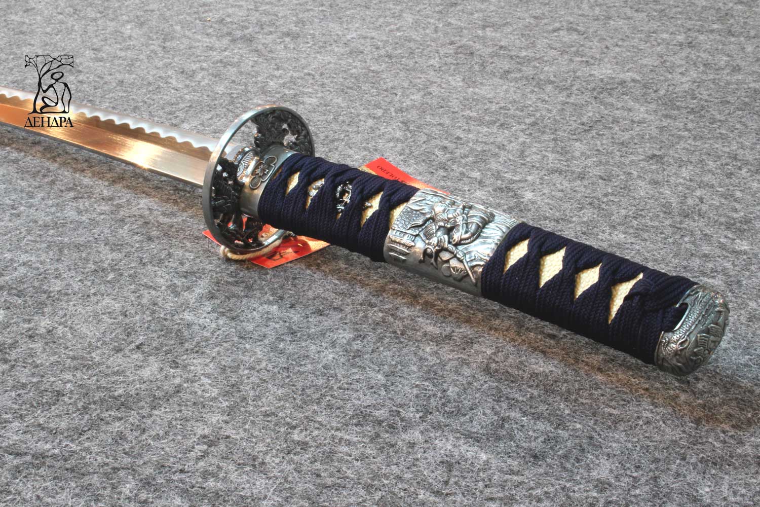 Вакидзаси, клинок 440 сталь, ножны деревянные синие, цуба под серебр