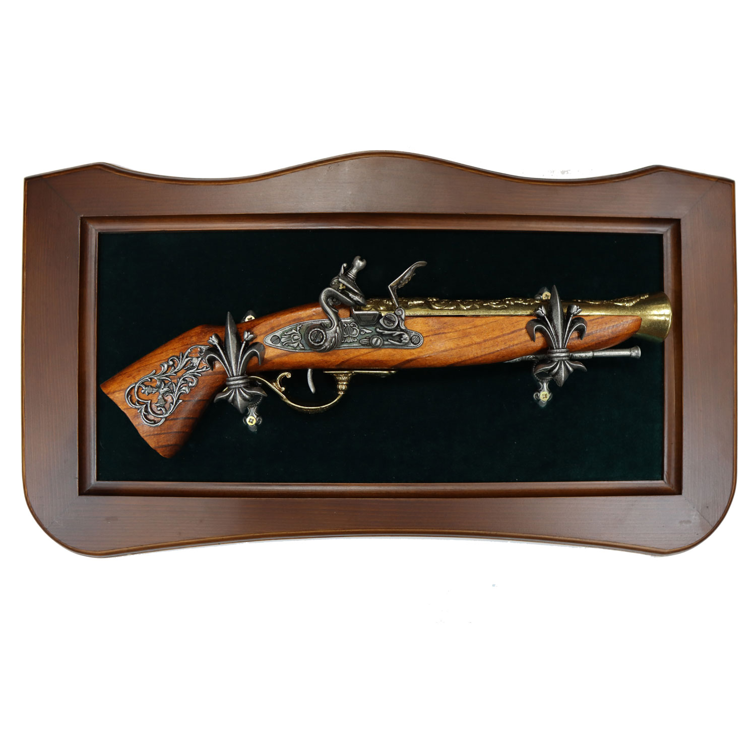 Мушкет кремневый, Австрия XVIII в., на бархатном панно. Интерьерная композиция. Мушкет кремневый, Австрия XVIII в., на бархатном панно. Интерьерная композиция.