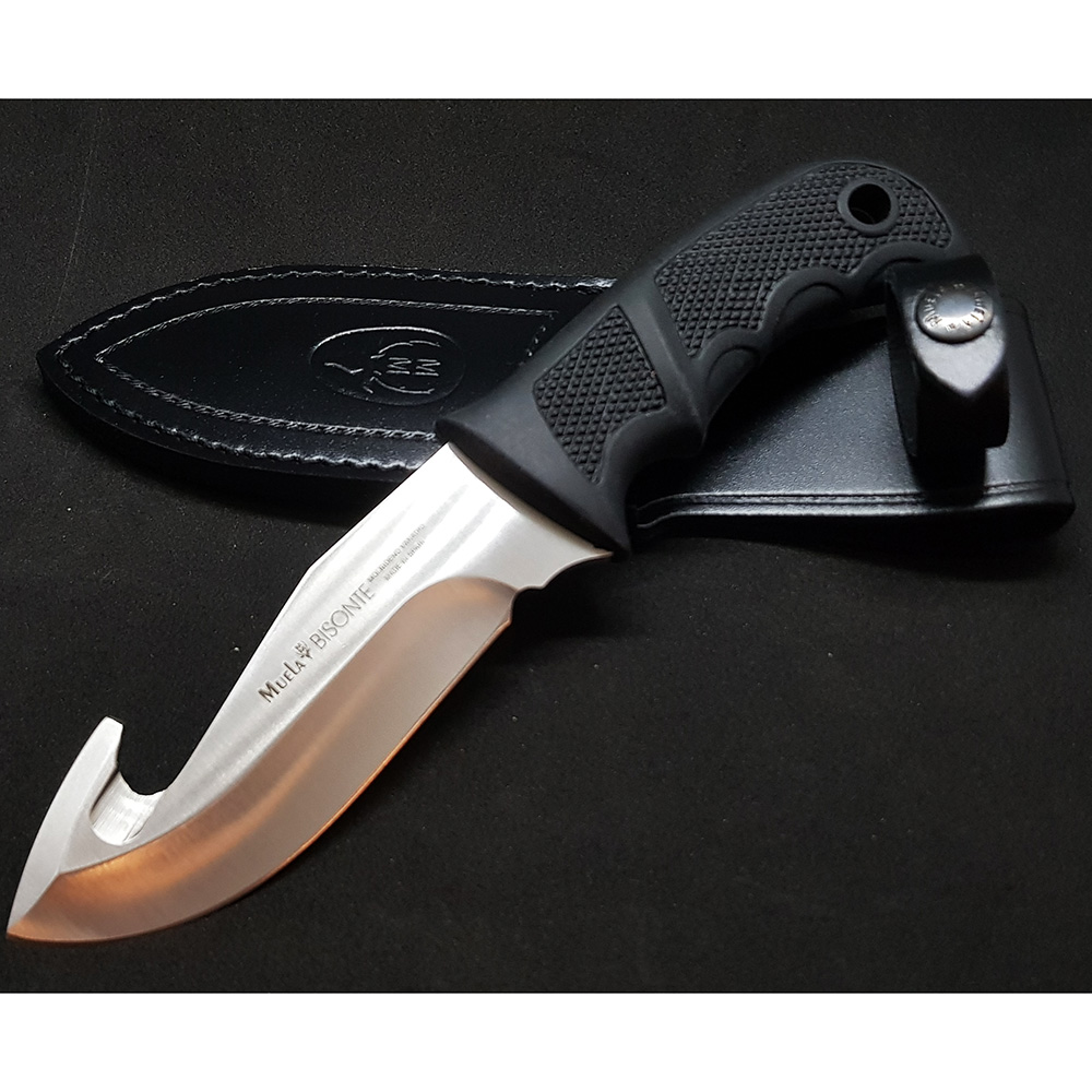 Нож-скиннер "BISONTE", клинок 11 см крюк, рукоять черный пластик, ножны кожа