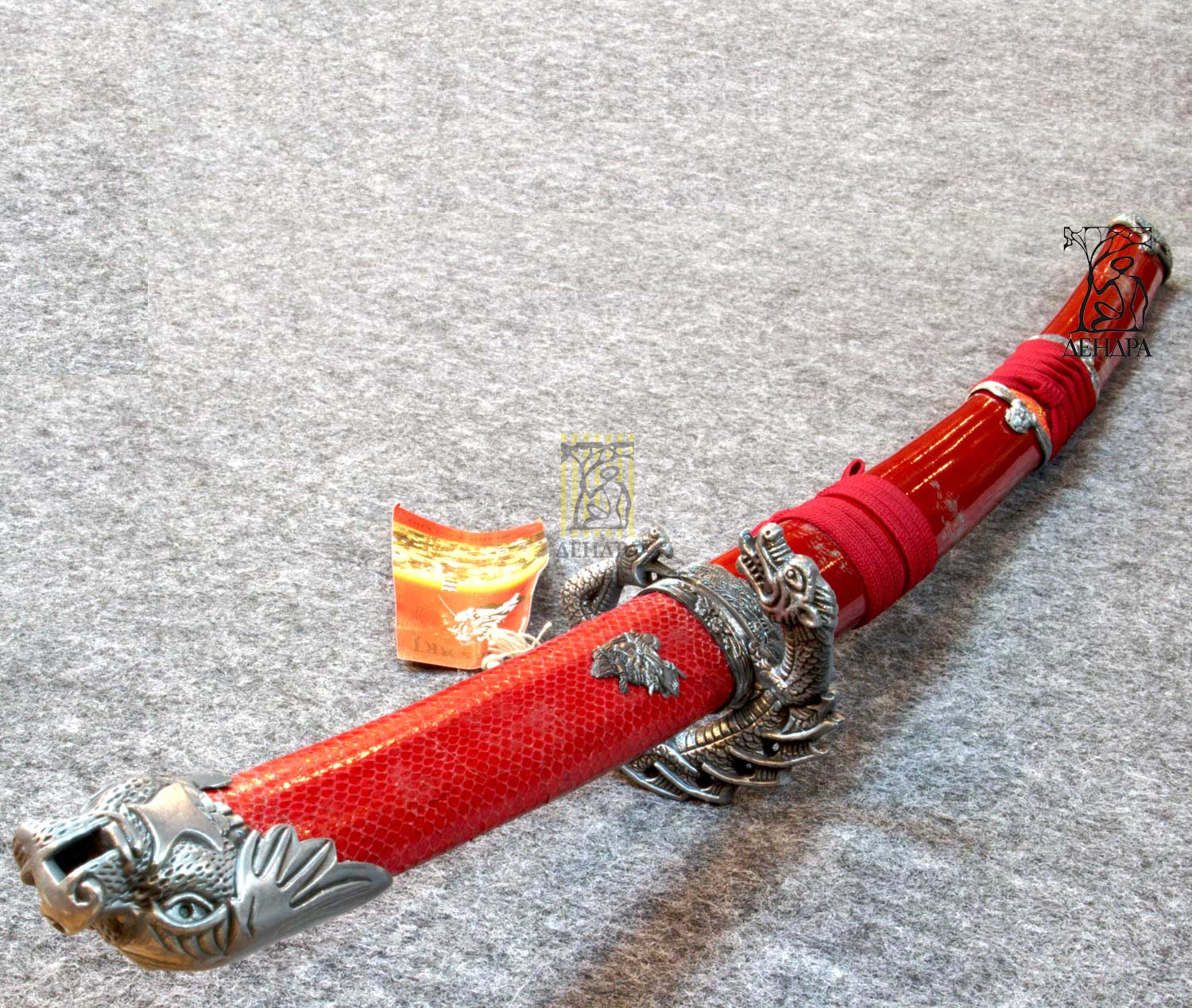 Катана "Красная Змея", цвет красно-серый, ножны плетёные, латунь