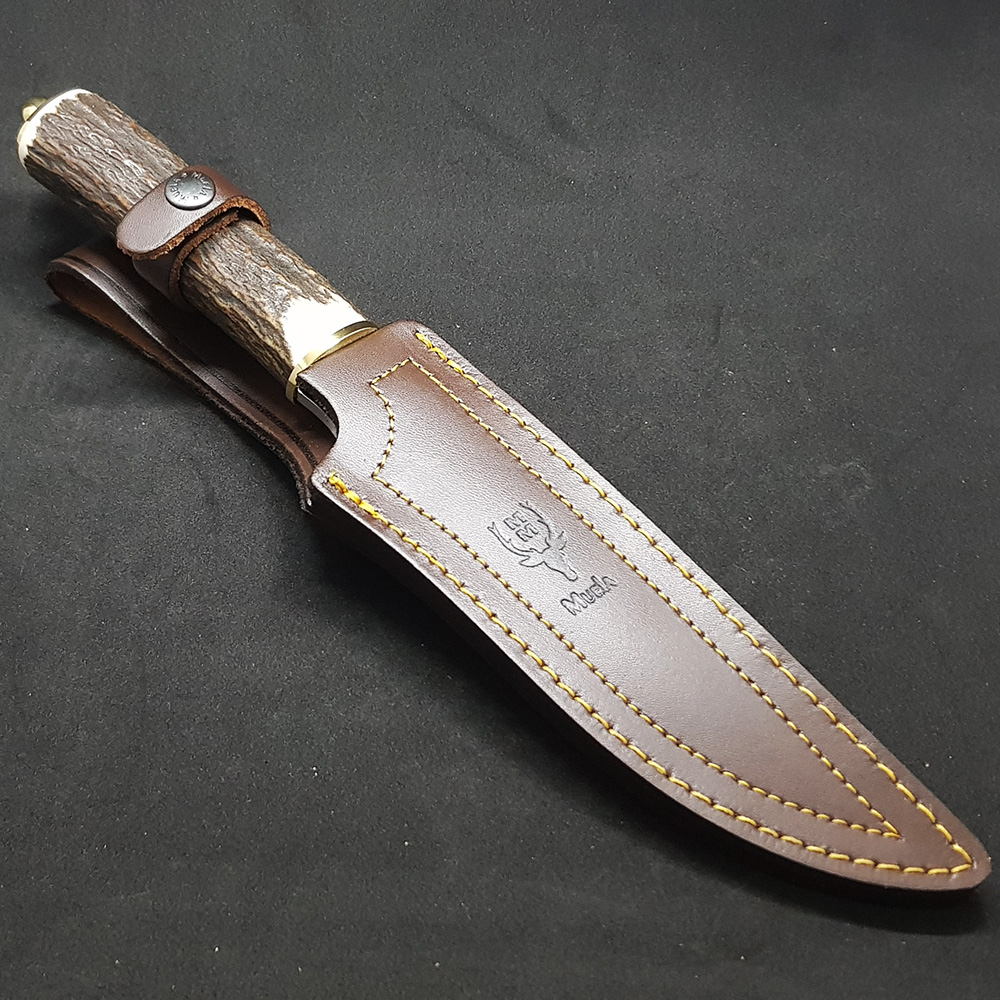 Нож "MAGNUM" с фикс клинком длиной 19 см, рукоять рог оленя, ножны кожа Нож "MAGNUM" с фикс клинком длиной 19 см, рукоять рог оленя, ножны кожа