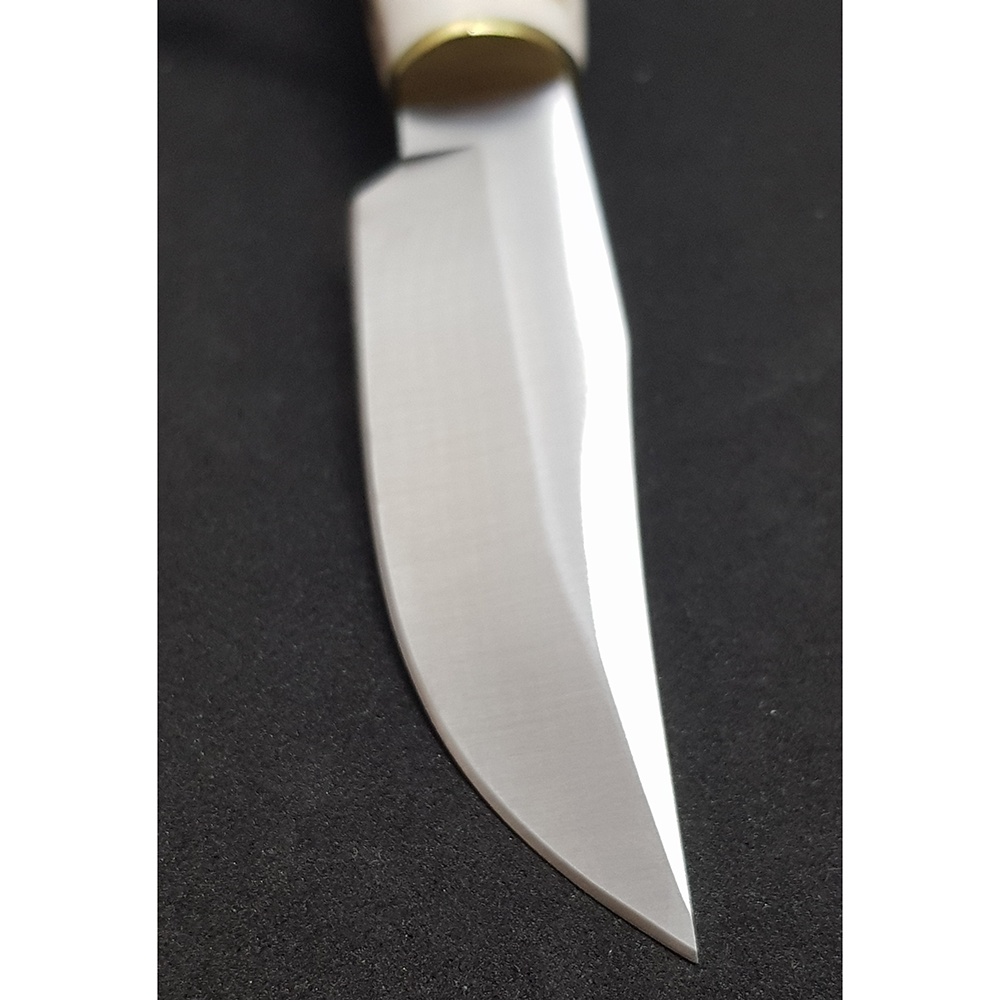 Нож "BRACO" с фикс клинком длиной 11 см, рукоять рог оленя, ножны кожа