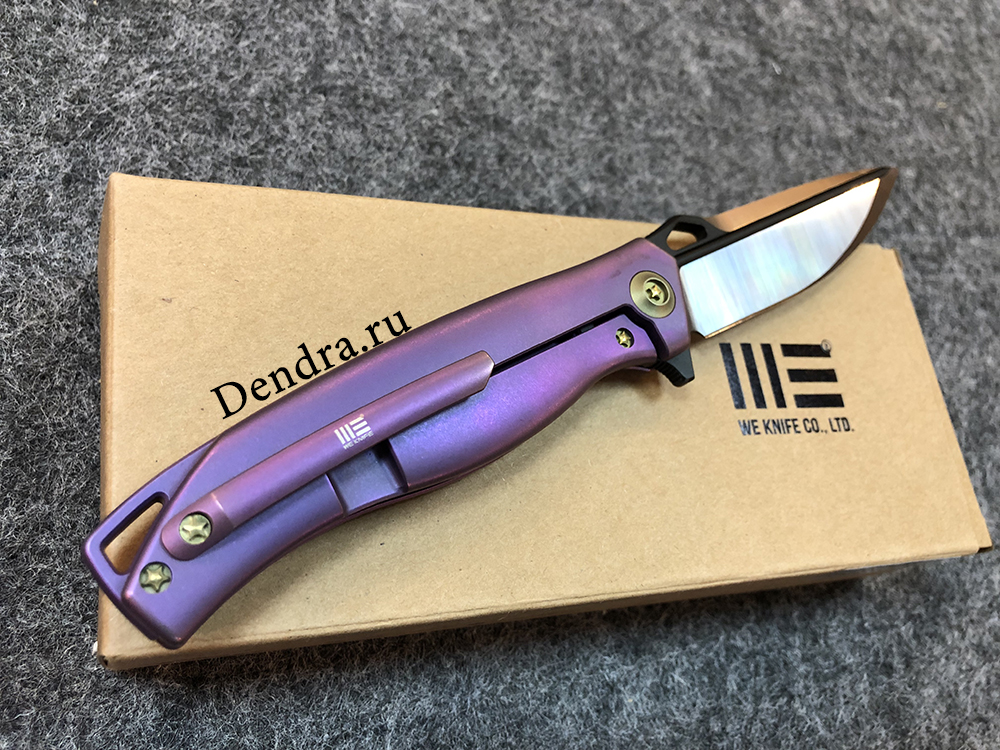 Нож складной  606CFD, цвет фиолетовый с черным, сталь CPM-S35VN, длина клинка 90 мм, рукоять титан/к