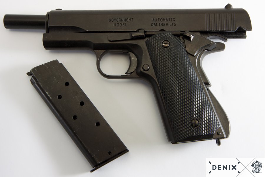 Пистолет автоматический M1911A1, .45 калибра, пластиковые накладки, США, 1911 Пистолет автоматический M1911A1, .45 калибра, пластиковые накладки, США, 1911
