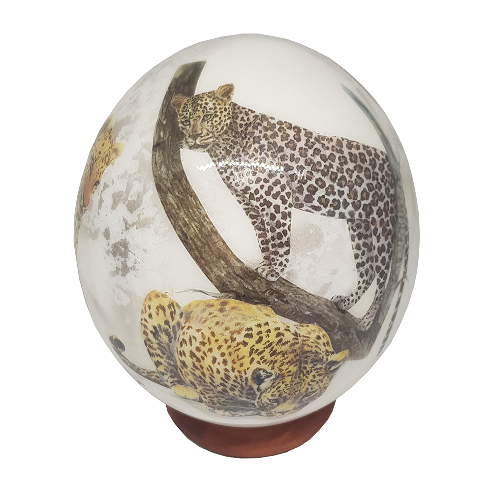 Яйцо страусиное декорированное