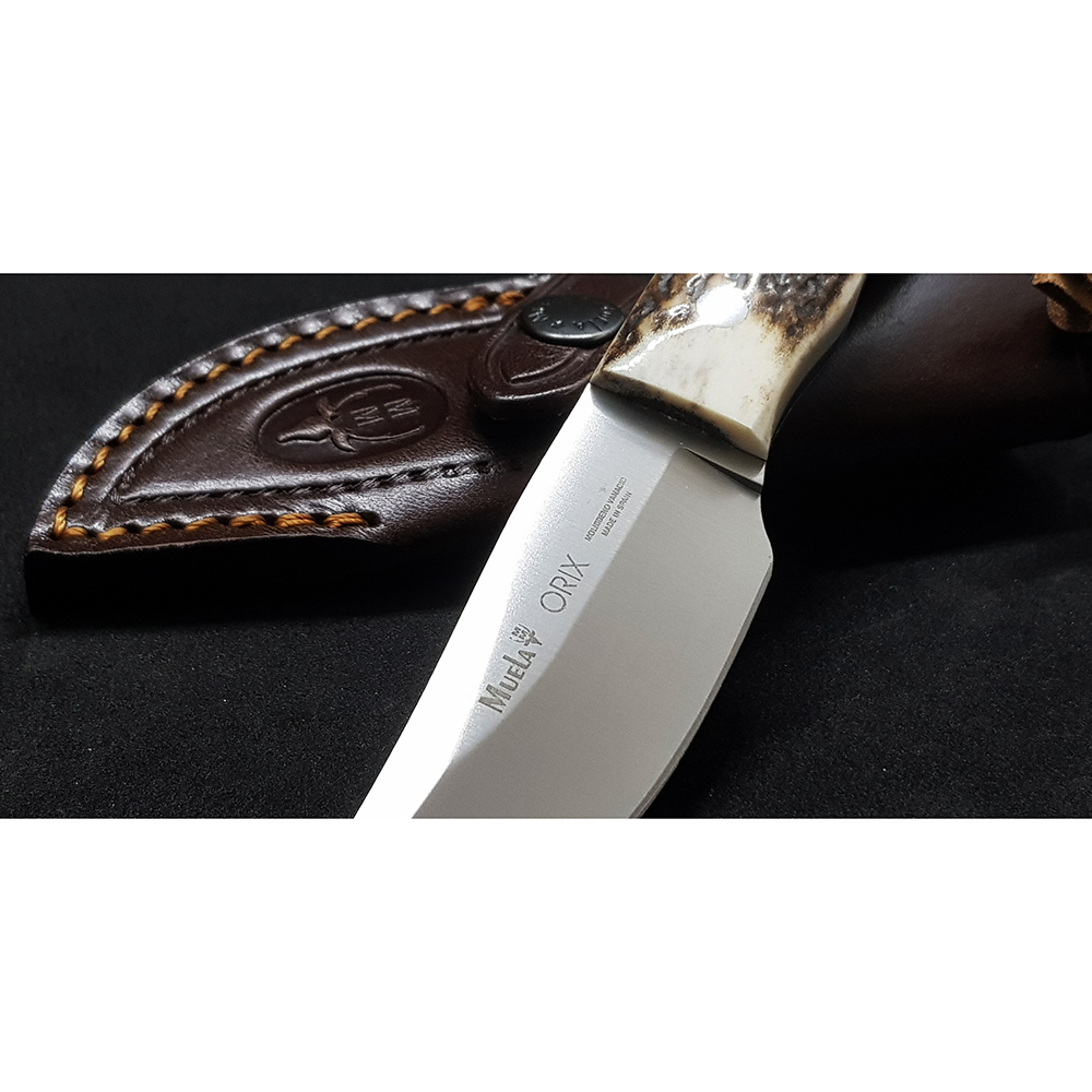 Нож-скиннер "ORIX", клинок 8 см, рукоять рог оленя, ножны кожа Нож-скиннер "ORIX", клинок 8 см, рукоять рог оленя, ножны кожа