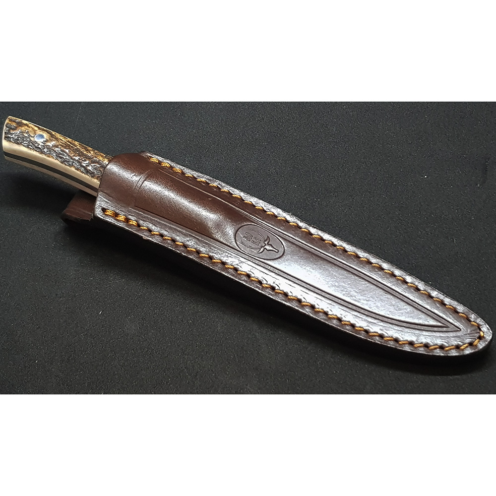 Нож "MA" с фикс клинком длиной 10 см, рукоять рог оленя, ножны кожа