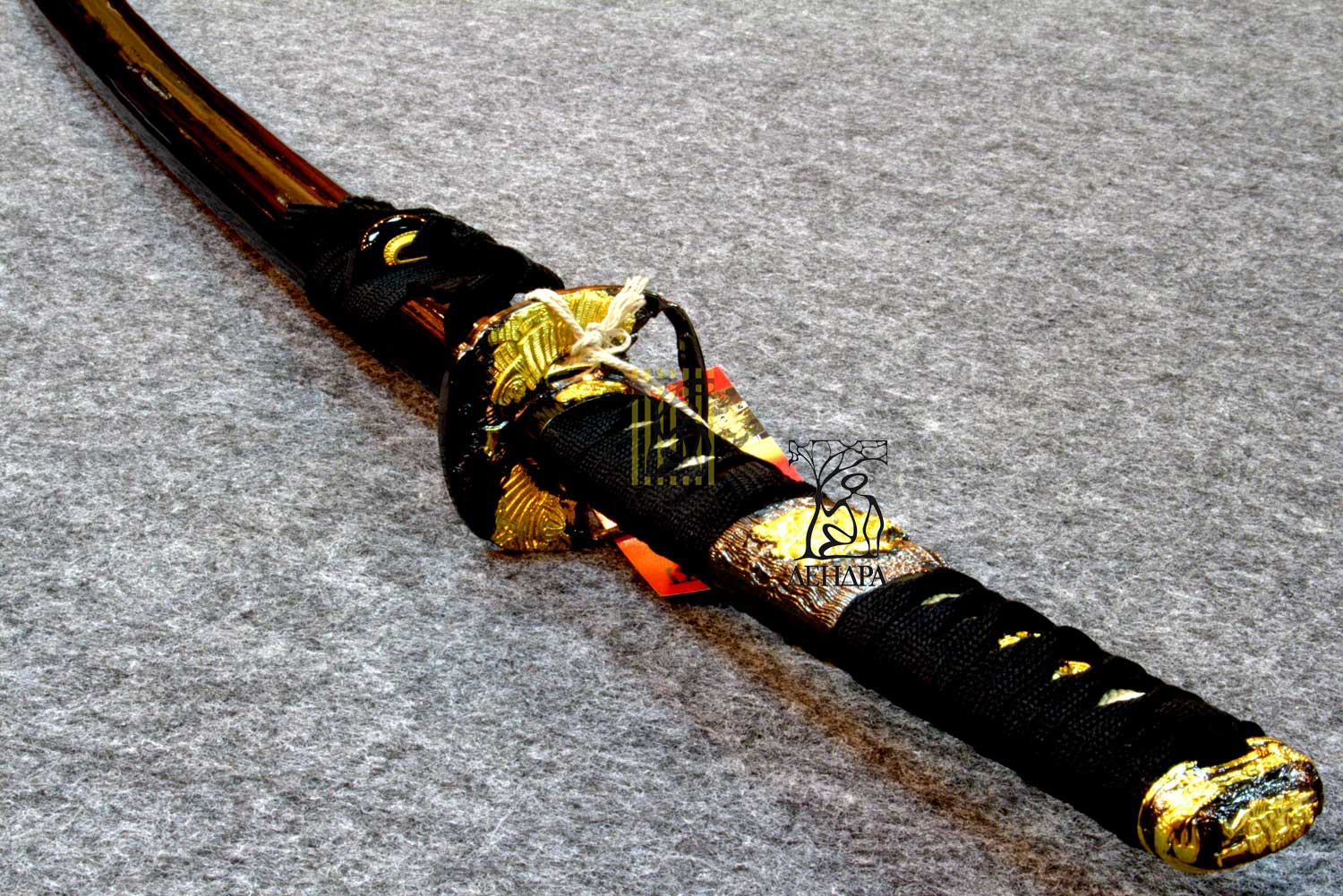 Катана, клинок 440 сталь, ножны деревянные черные, цуба латунь