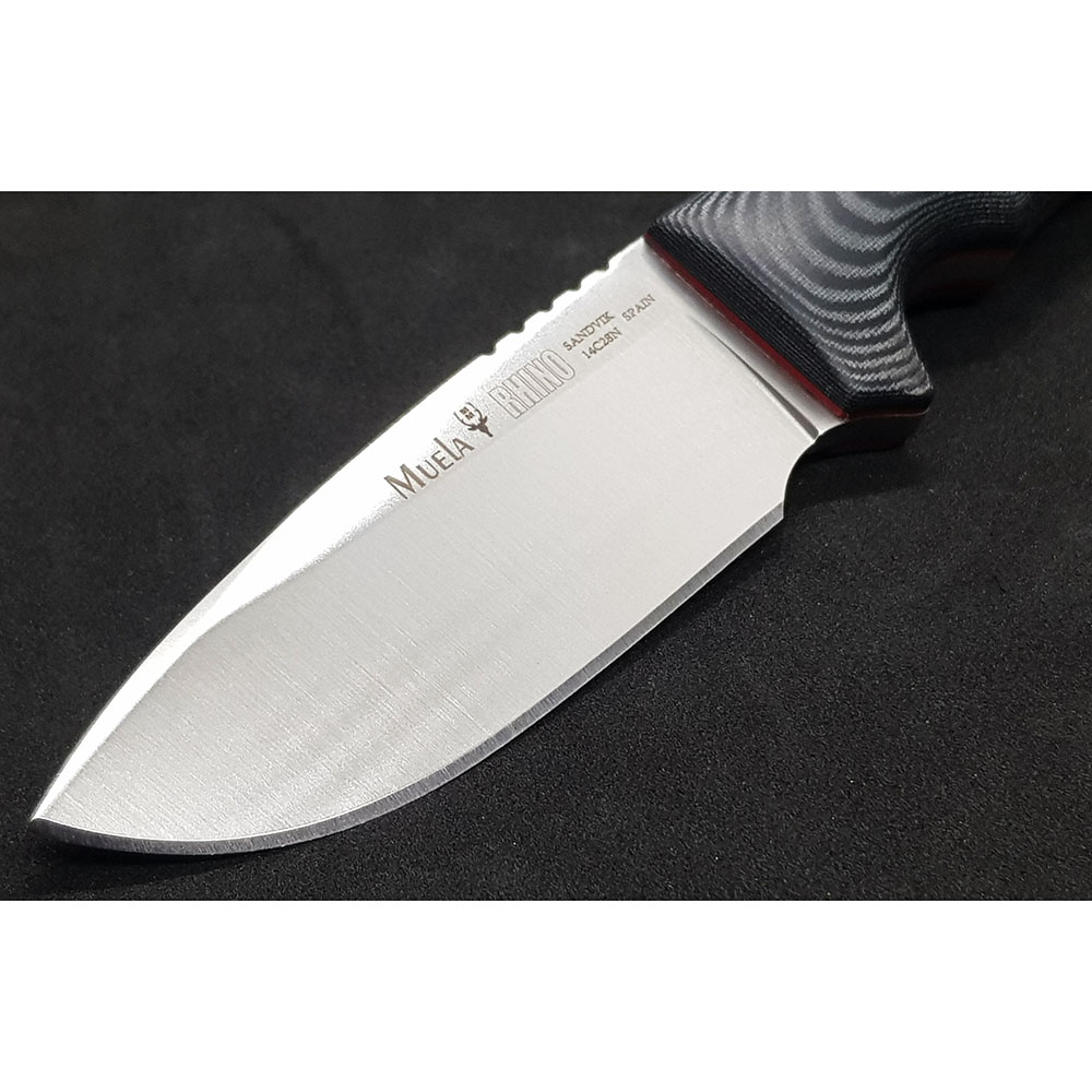 Нож "RHINO" с фикс клинком длиной 9 см, рукоять черная микарта, ножны кожа