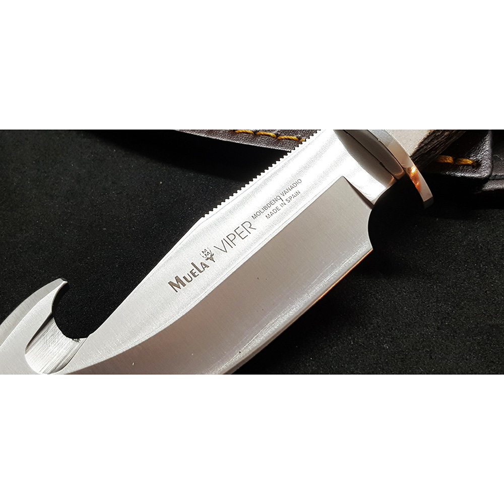 Нож-скиннер "VIPER", клинок 11 см крюк, рукоять рог оленя с кроной, ножны кожа