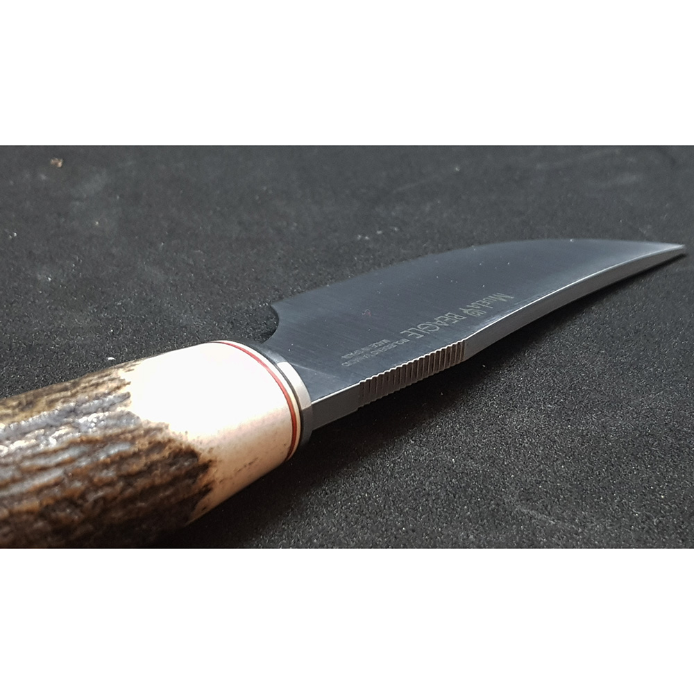 Нож "BEAGLE" с фикс клинком длиной 11см, рукоять рог оленя, ножны кожа Нож "BEAGLE" с фикс клинком длиной 11см, рукоять рог оленя, ножны кожа