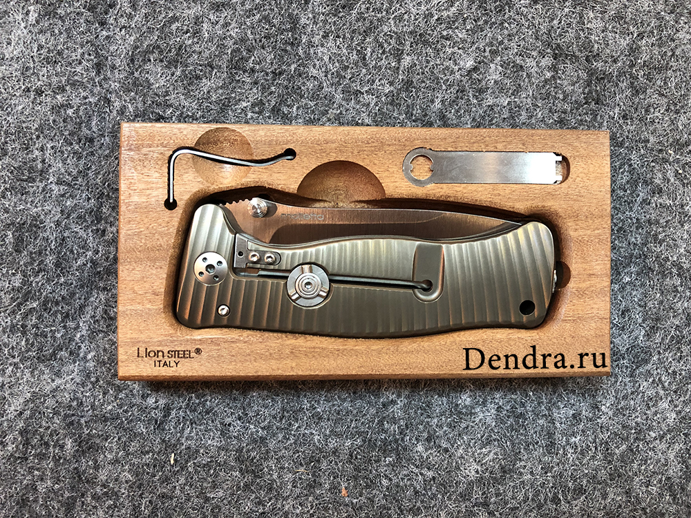 Нож "SR-1" складной, фиксатор "Roto Block", сталь Sleipner, твердость 61 HRC, рукоять титан, цвет бр