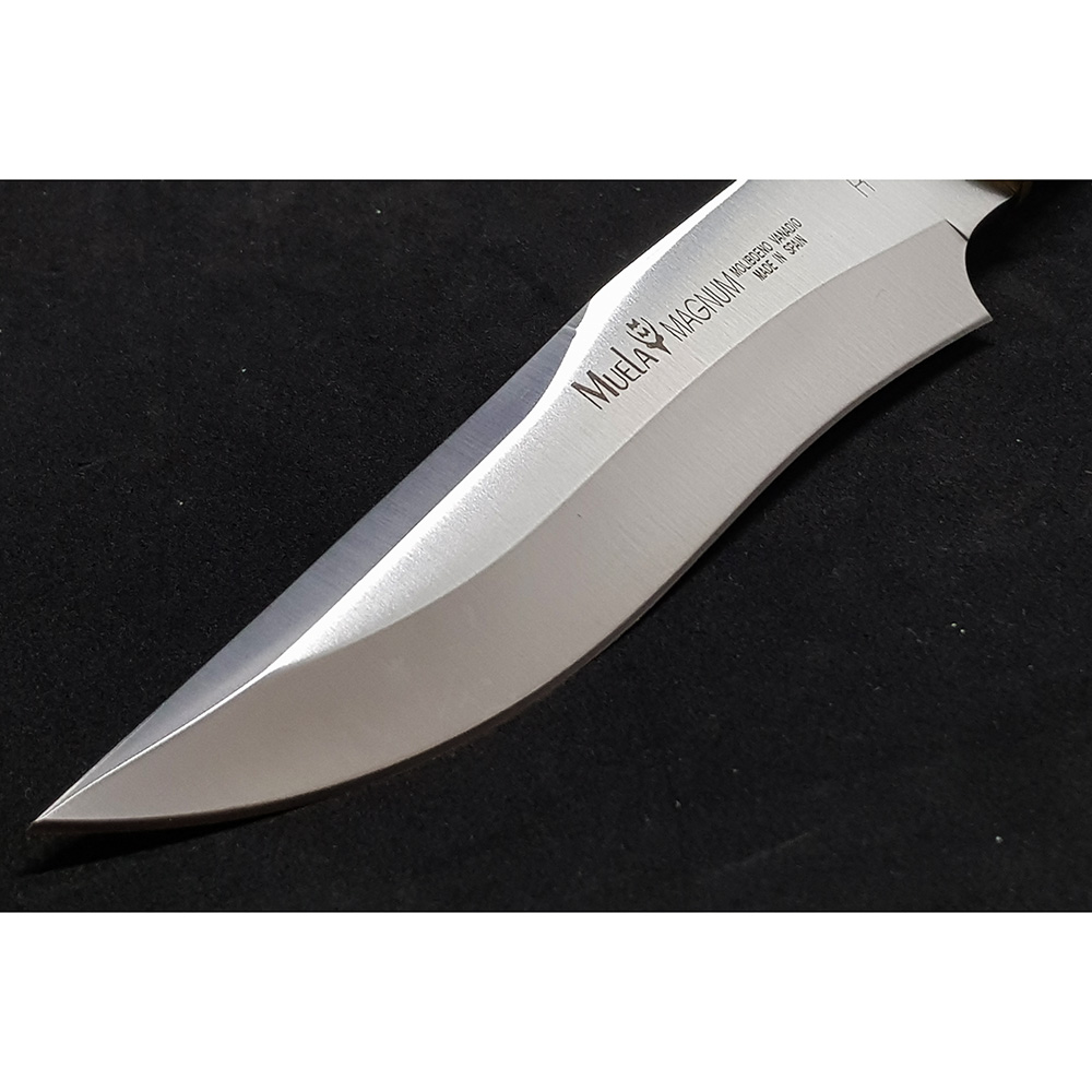 Нож "MAGNUM" с фикс клинком длиной 19 см, рукоять рог оленя, ножны кожа Нож "MAGNUM" с фикс клинком длиной 19 см, рукоять рог оленя, ножны кожа