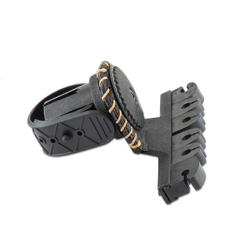 Кивер DELUXE для традиционного лука, из двух частей крепиться на липучке, цвет черный, производитель