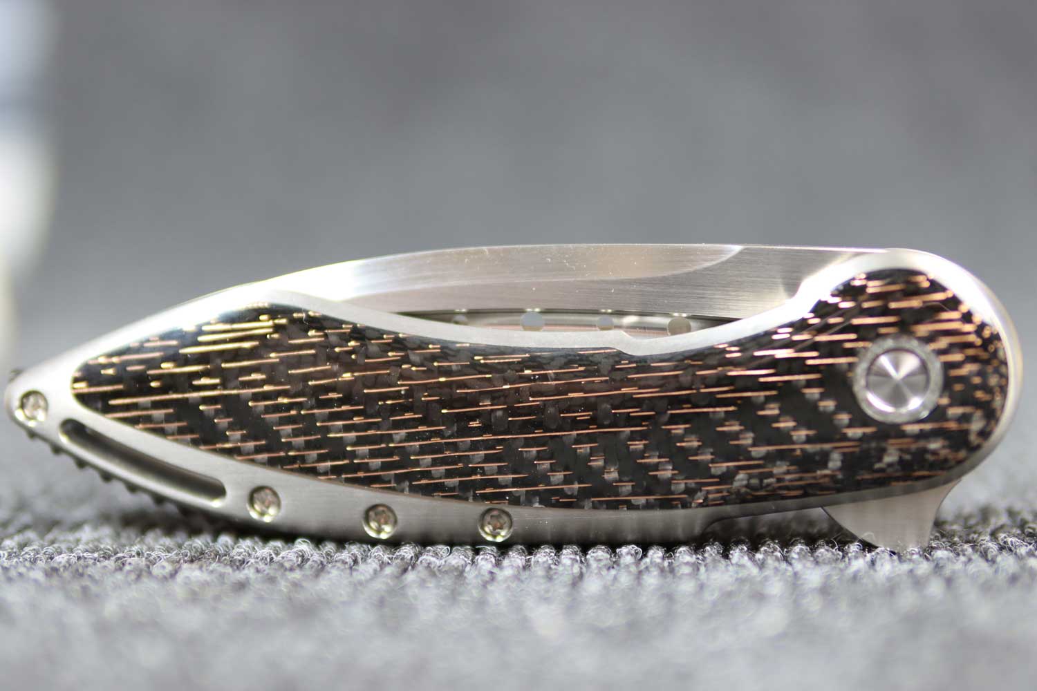 Коллекционный авторский складной нож Todd Begg Custom "Glimpse" Star Strike карбон